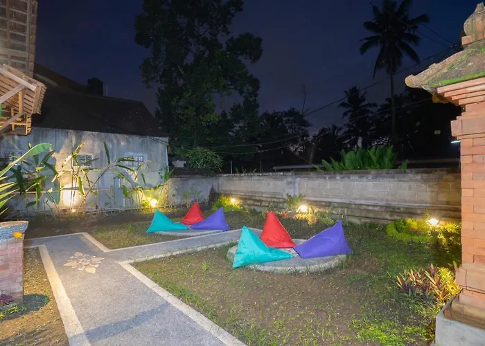 Aura House